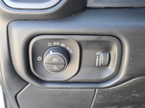 New 2025 RAM 2500 Tradesman w/ Chrome Appearance Group image 18