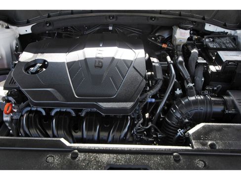 Used 2025 Hyundai Tucson SE image 32