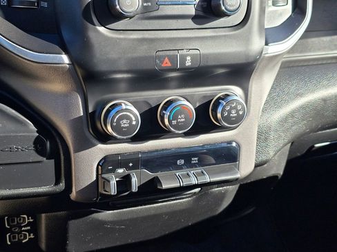Used 2019 RAM 2500 Big Horn AWD/4WD image 23