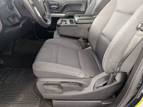 Certified 2018 Chevrolet Silverado 1500 LT RWD image 12