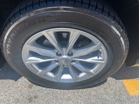 Used 2024 Honda CR-V EX image 3