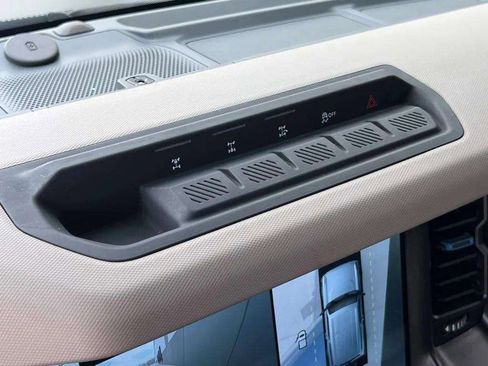 Used 2022 Ford Bronco Wildtrak AWD/4WD image 26