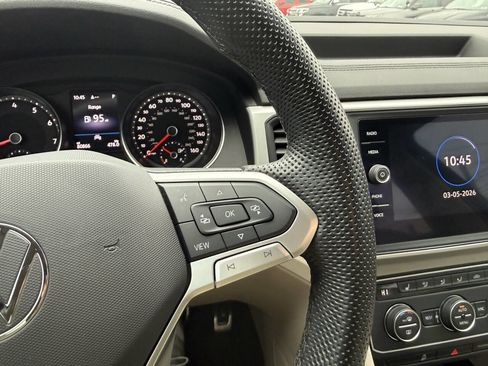 Used 2021 Volkswagen Atlas SE w/ Panoramic Sunroof Package image 18