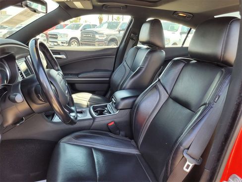 Used 2022 Dodge Charger SXT w/ Leather Interior Group image 11