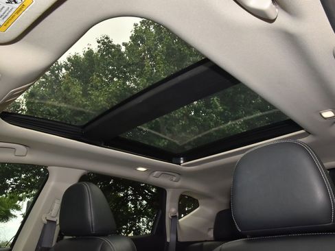 Used 2020 Nissan Murano SL w/ Moonroof Package FWD image 32
