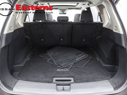 Used 2023 Nissan Rogue SL w/ SL Premium Package AWD/4WD image 9