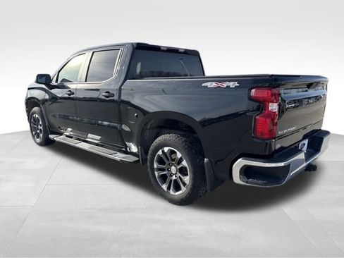 Certified 2021 Chevrolet Silverado 1500 LT image 3