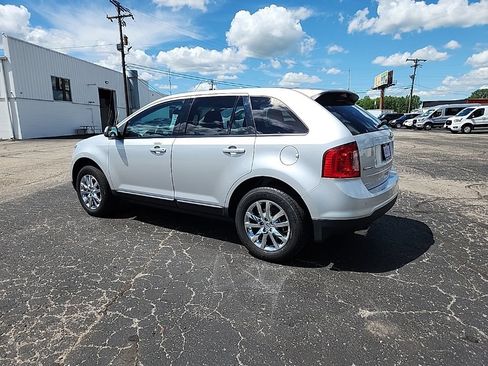 Used 2013 Ford Edge SEL FWD image 9