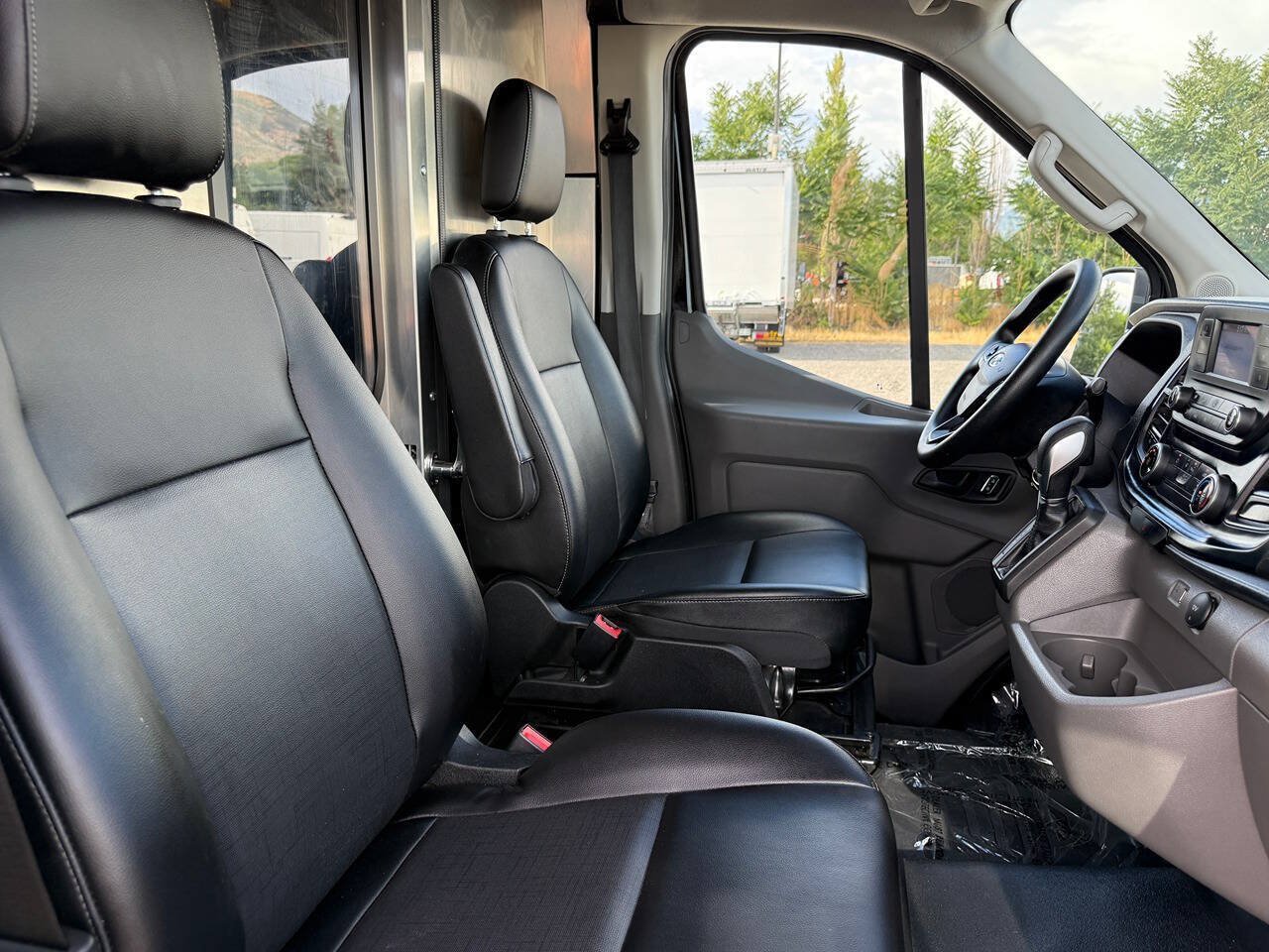 Used 2023 Ford Transit 250 148 High Roof Extended w/ Load Area Protection Package RWD image 18