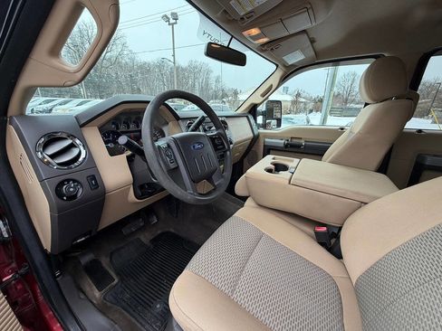 Used 2015 Ford F350 XLT w/ XLT Premium Package image 17