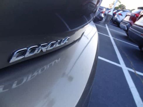 Used 2019 Toyota Corolla SE w/ SE Option Package image 19