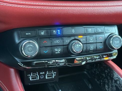 New 2026 Dodge Durango SRT Hellcat w/ Premium Group AWD/4WD image 22