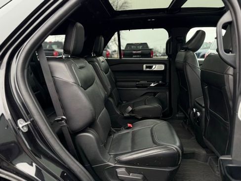 Used 2022 Ford Explorer ST w/ Equipment Group 401A image 20