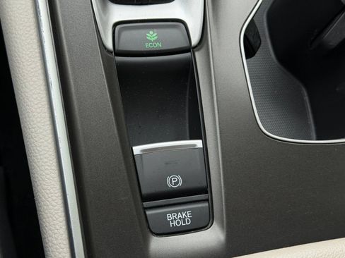 Used 2019 Honda Accord EX image 21