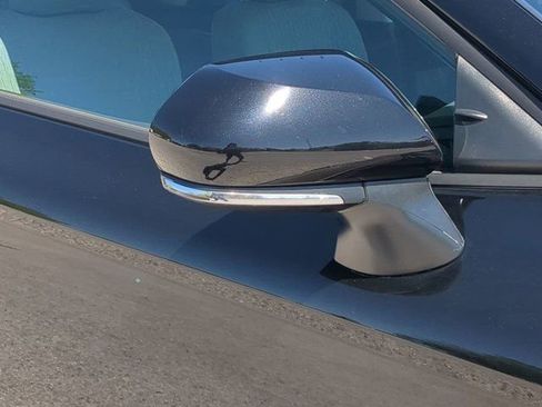 Used 2025 Toyota Camry LE image 11