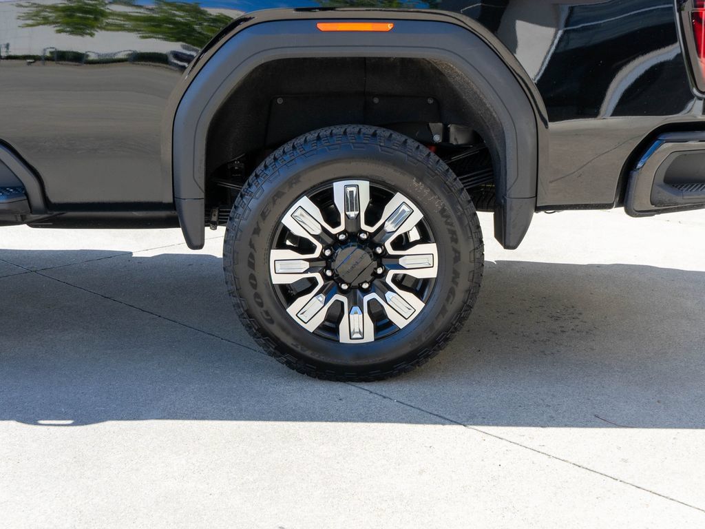New 2026 GMC Sierra 3500 Denali w/ Denali Reserve Package AWD/4WD image 32