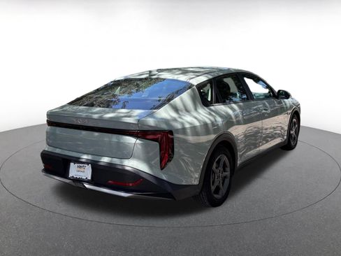 Used 2025 Kia K4 FWD image 12