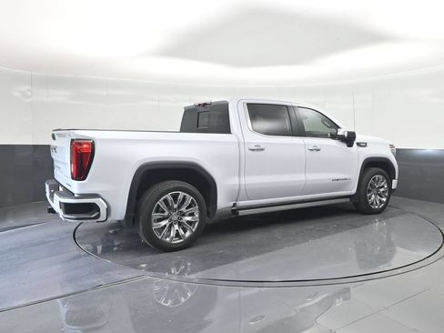 Used 2026 GMC Sierra 1500 Denali w/ Denali Reserve Package AWD/4WD image 15
