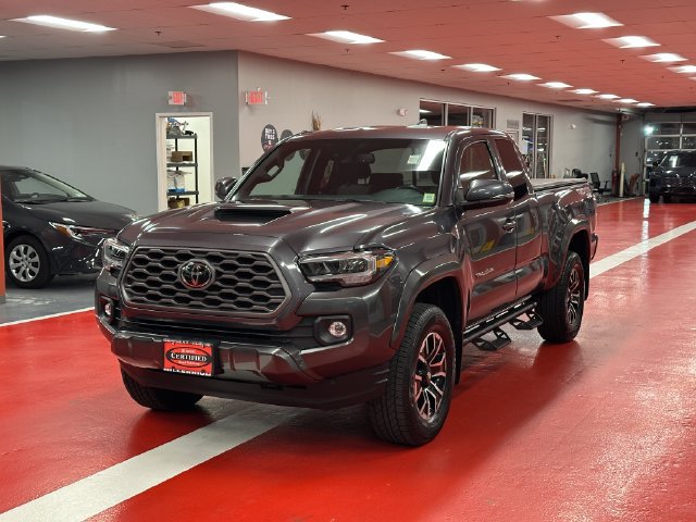 Certified 2022 Toyota Tacoma TRD Sport AWD/4WD image 7