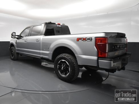 Used 2022 Ford F250 Limited w/ FX4 Off-Road Package AWD/4WD image 5