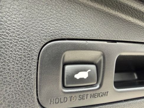 Used 2020 Honda CR-V Touring image 38