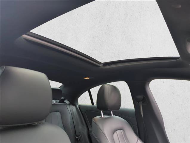 Used 2023 Mercedes-Benz CLA 250 4MATIC image 29