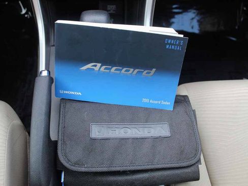 Used 2015 Honda Accord LX image 24