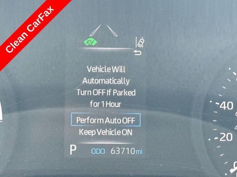 Used 2023 Toyota Sienna XLE image 4