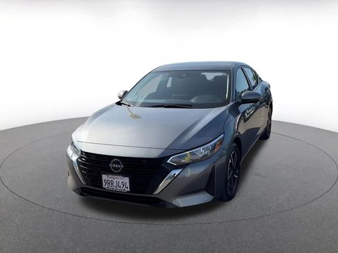 Used 2025 Nissan Sentra SV image 7