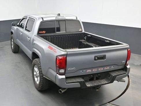 Used 2020 Toyota Tacoma SR image 23