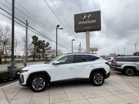 Used 2026 Hyundai Tucson SEL FWD image 6