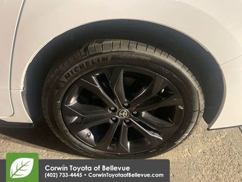 Certified 2025 Toyota Sienna XSE image 25