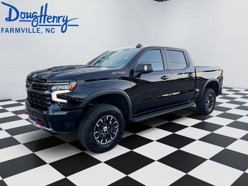 Used 2025 Chevrolet Silverado 1500 ZR2 image 1