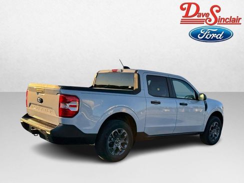 New 2025 Ford Maverick XLT w/ XLT Luxury Package FWD image 7