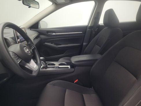Used 2023 Nissan Altima 2.5 SV FWD image 17