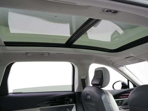 New 2026 Lincoln Nautilus Reserve AWD/4WD image 17