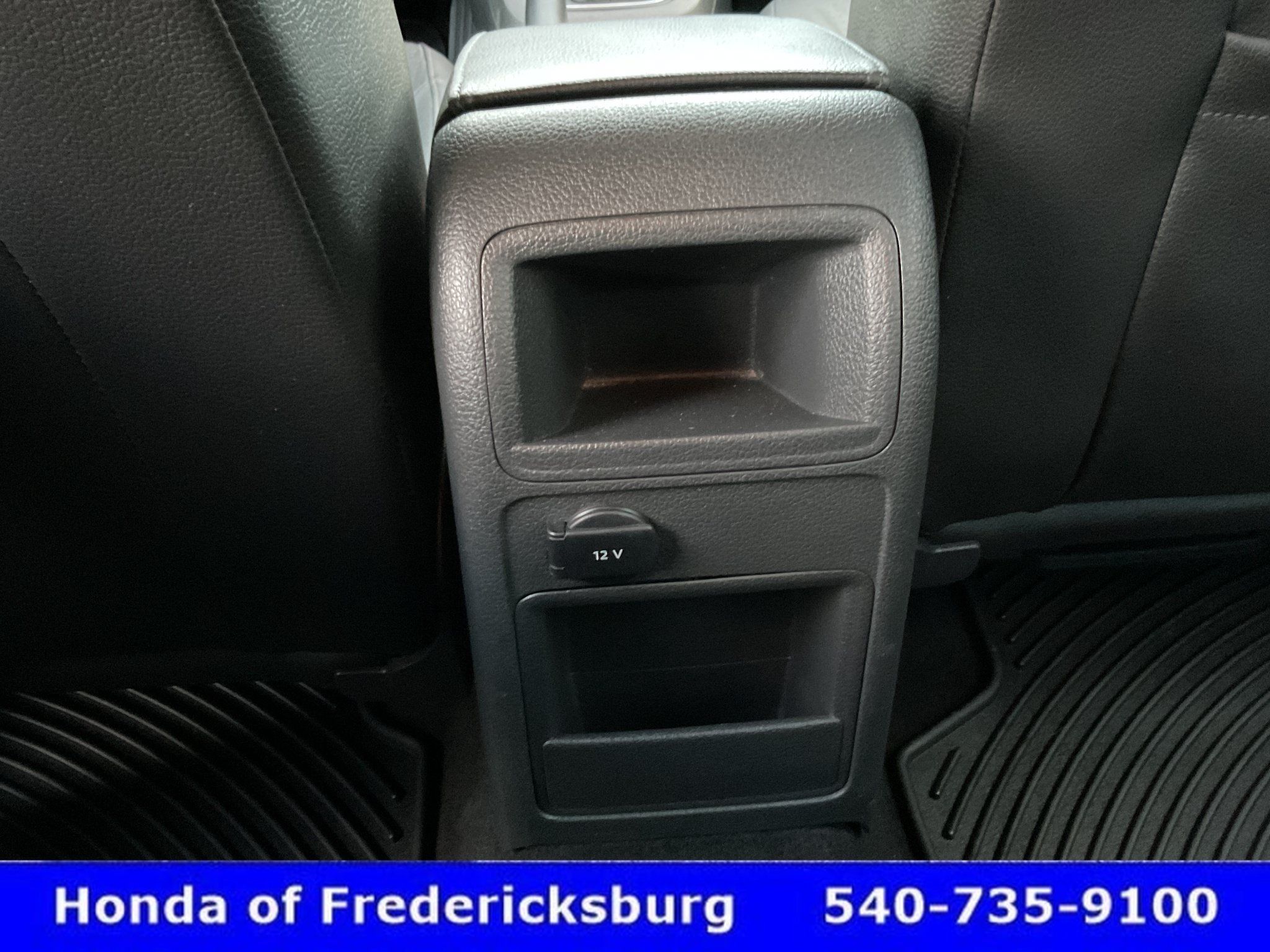 Used 2015 Volkswagen Jetta SE FWD image 28