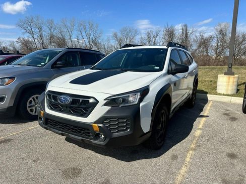 Used 2025 Subaru Outback Wilderness image 12