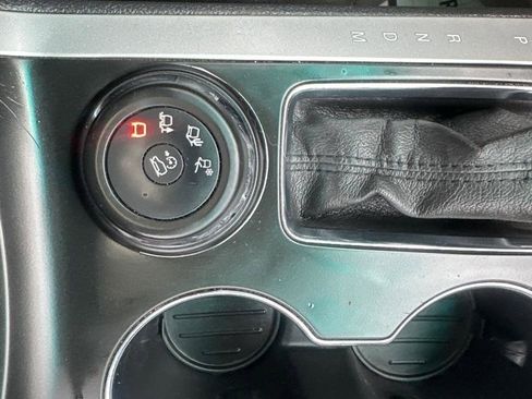 Used 2015 Ford Explorer XLT w/ Equipment Group 201A image 38