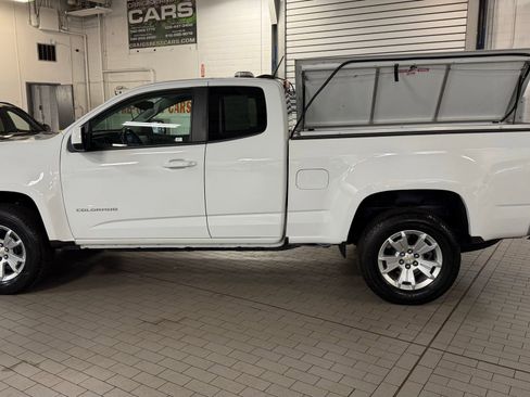 Used 2022 Chevrolet Colorado LT w/ Fleet Safety Package image 9
