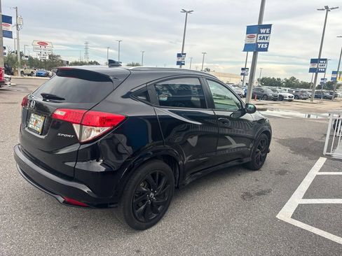 Used 2022 Honda HR-V Sport image 3