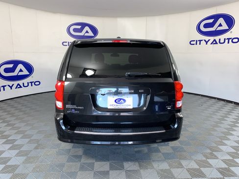 Used 2020 Dodge Grand Caravan GT FWD image 4