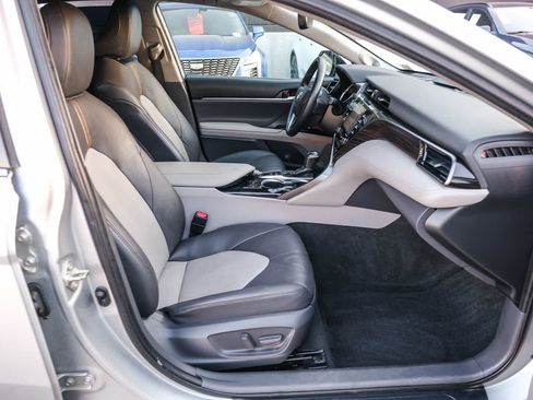 Certified 2020 Toyota Camry XLE w/ Driver Assist Package FWD image 17