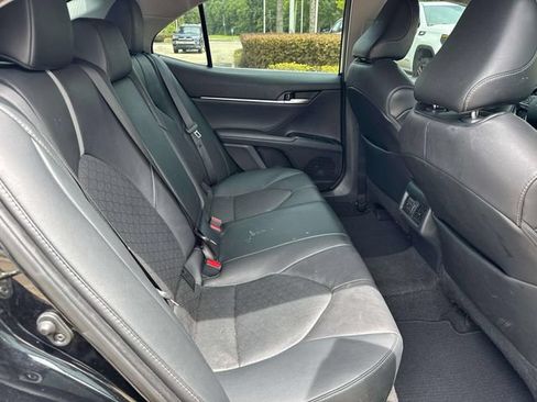 Used 2020 Toyota Camry XSE FWD image 12