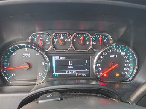 Used 2018 Chevrolet Silverado 1500 LT RWD image 24
