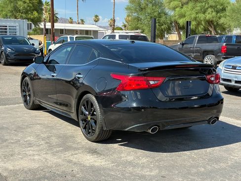 Used 2018 Nissan Maxima SR w/ Midnight Edition FWD image 5