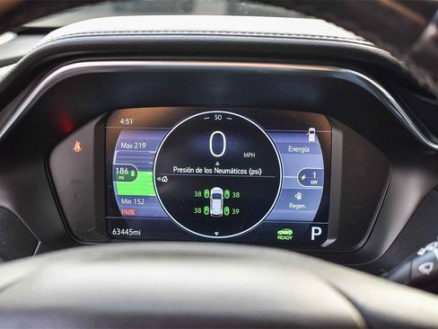 Used 2023 Chevrolet Bolt EUV LT w/ Convenience Package image 21