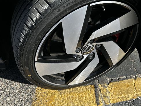 Used 2024 Volkswagen GTI S image 43