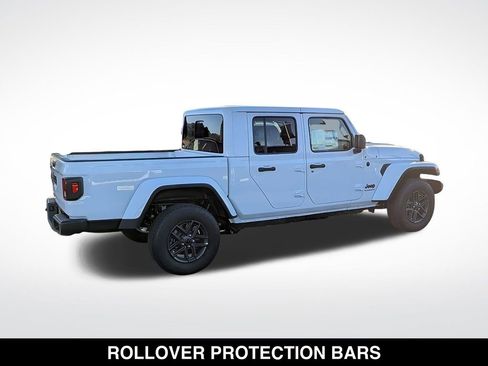 New 2026 Jeep Gladiator Sport AWD/4WD image 4