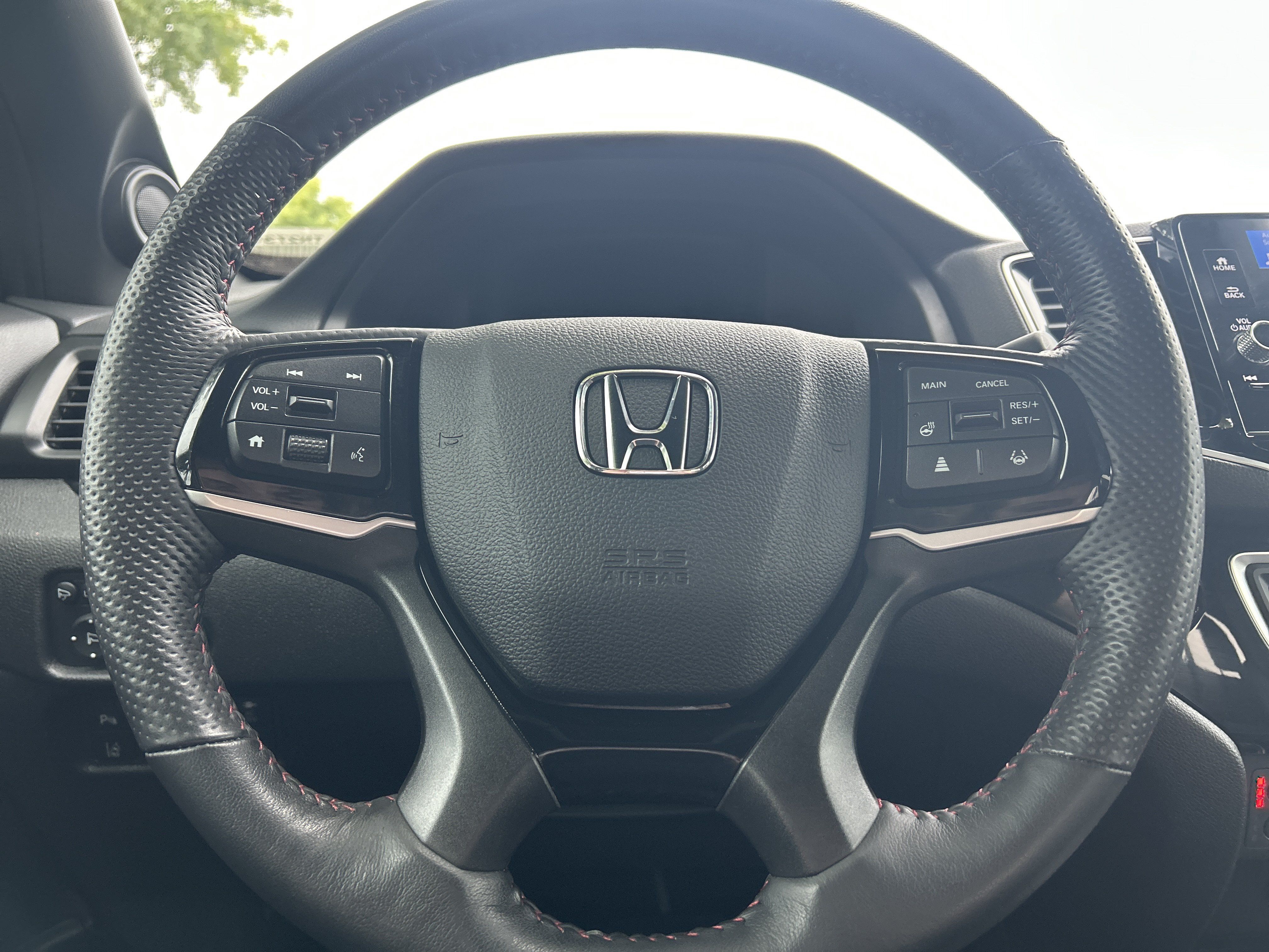 Certified 2024 Honda Ridgeline Black Edition image 17